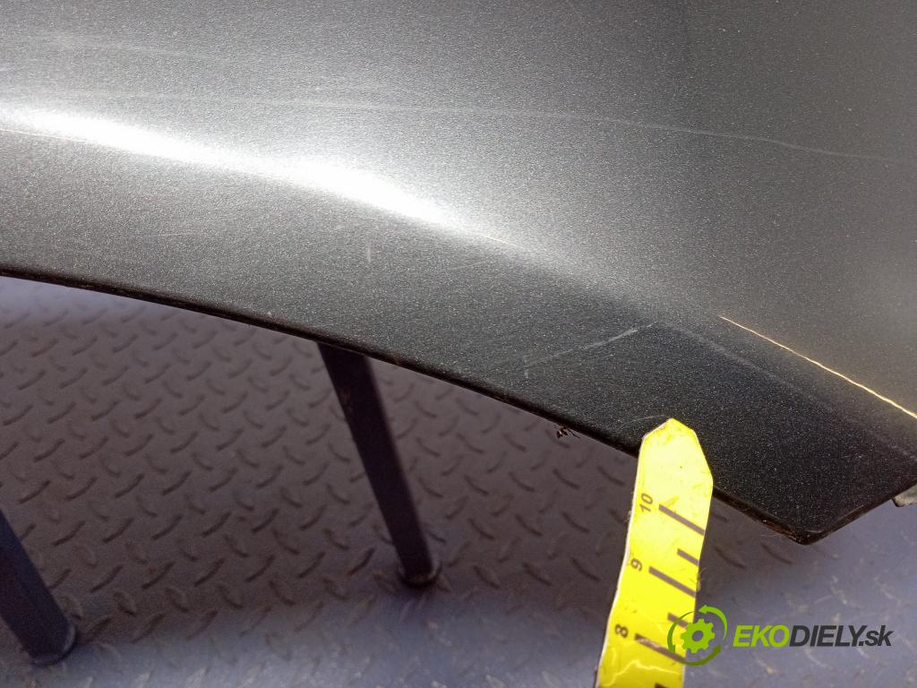 Audi A3 2003 blatnik před v pravo: 01