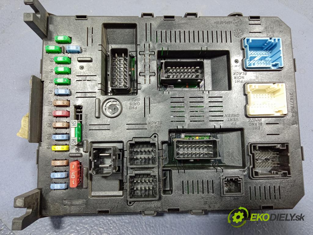 Citroen C4 2005 skříňka Pojistky 9658158480