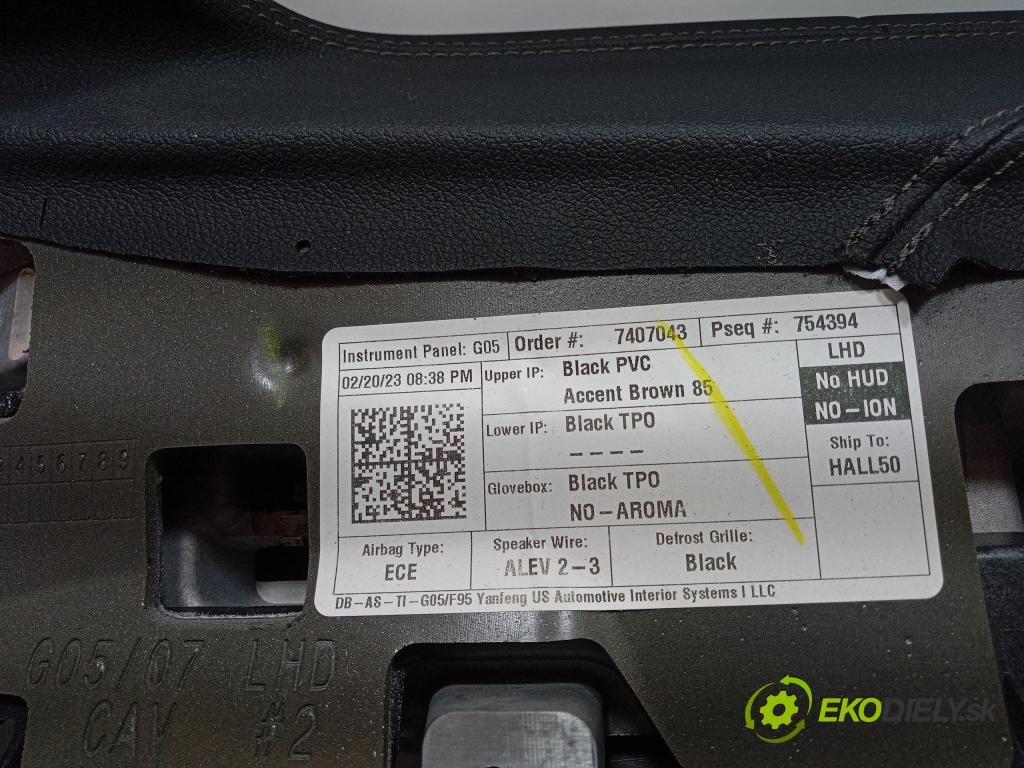 Bmw X5 2023 kokpit,pristrojová doska 01