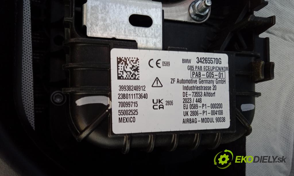 Bmw X5 2023 kokpit,pristrojová doska 01