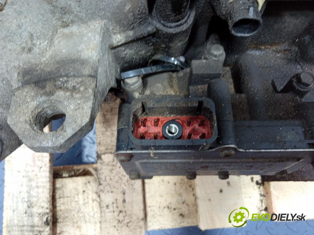 Chrysler Pacifica 2005 prevodovka automatická P04800354AA