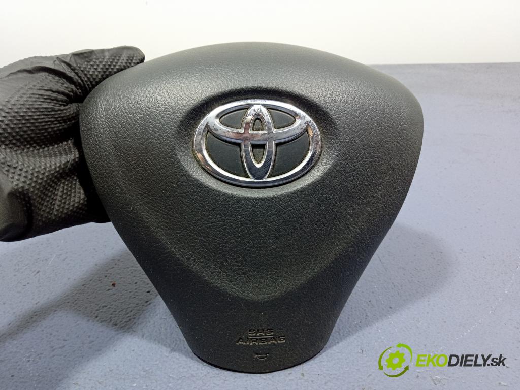 Toyota Auris 2008 kokpit,pristrojová doska 55302-02170