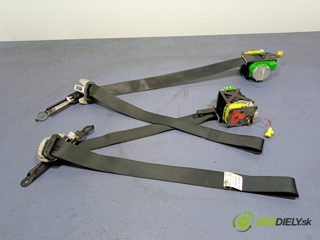 Toyota Auris 2008 kokpit,pristrojová doska 55302-02170