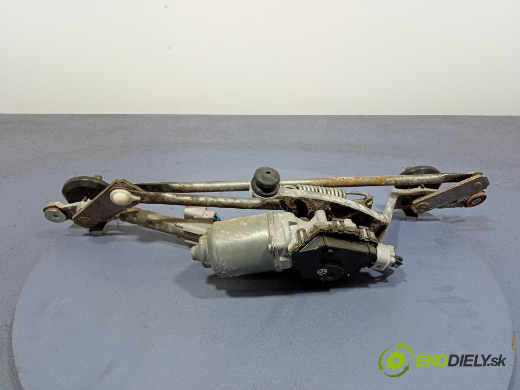 Toyota Auris 2008 mechanizmus motor: Stierače: Predné 85110-02190