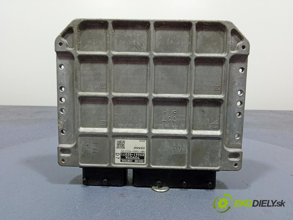 Toyota Auris 2008 riadiaca jednotka Motor: 89661-02D71