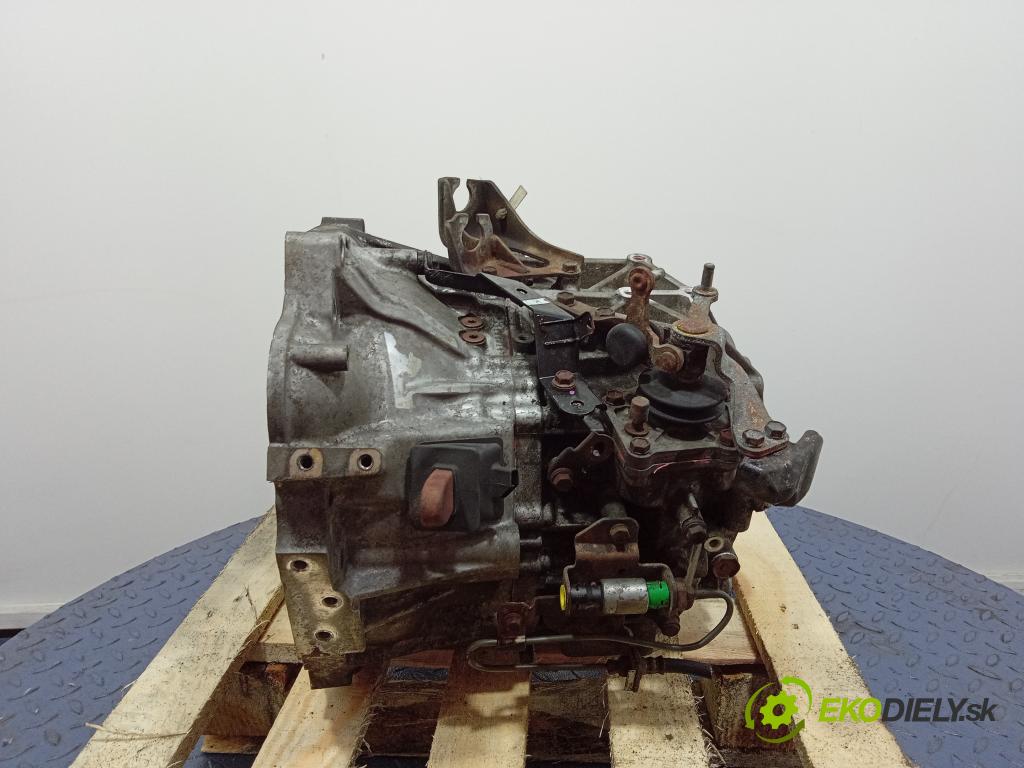 Toyota Auris 2008 prevodovka Manualna 01