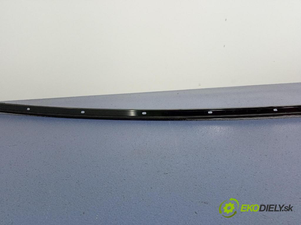 Mercedes Amg GT 2019 lišta Dekoratívne: A2906730900