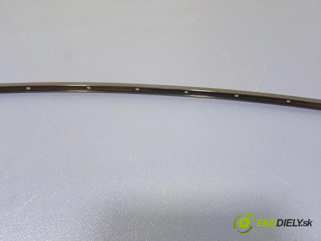 Mercedes Amg GT 2019 lišta Dekoratívne: A2906730900