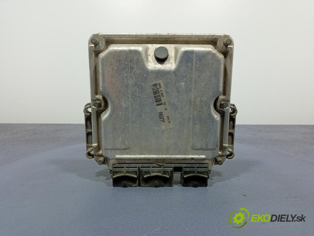 Citroen C8 2005 riadiaca jednotka Motor: 0281011968