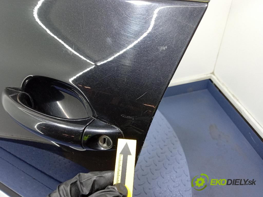 Vw Touareg 2005 dveře před Vlevo, odjet: 01