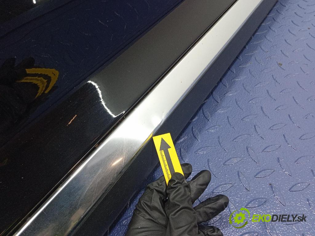 Vw Touareg 2005 dveře před Vlevo, odjet: 01