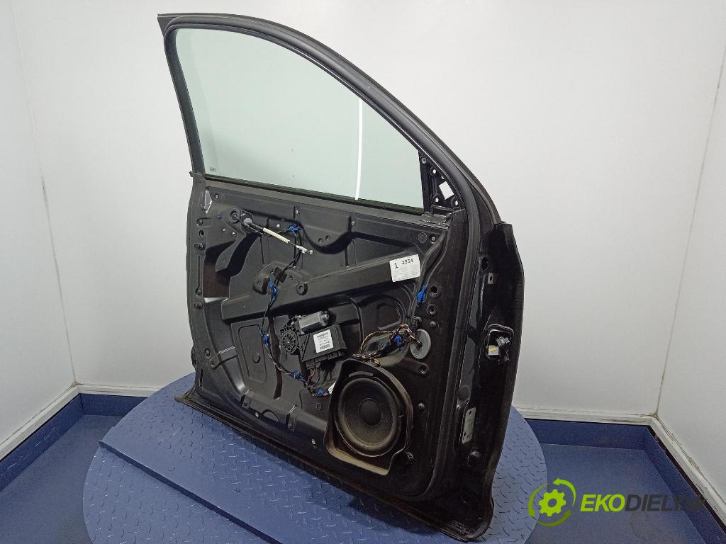 Vw Touareg 2005 dveře před Vlevo, odjet: 01