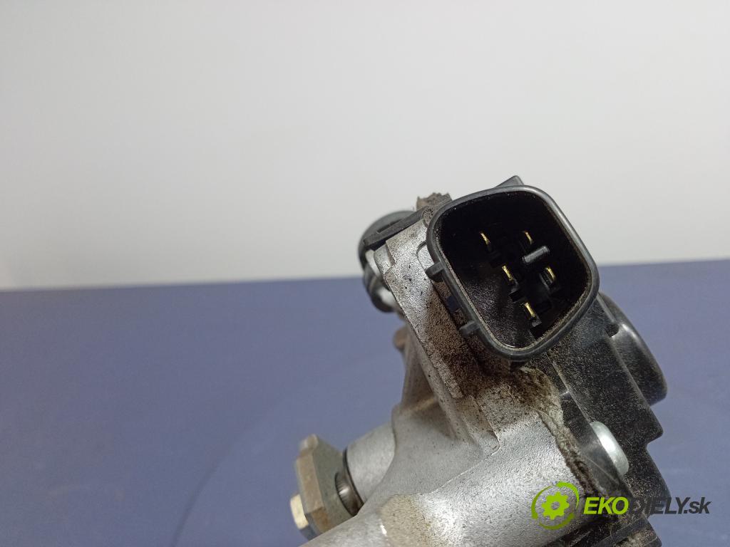 Suzuki Swift 2020 mechanizmus motor: Stierače: Predné 38110-52R00