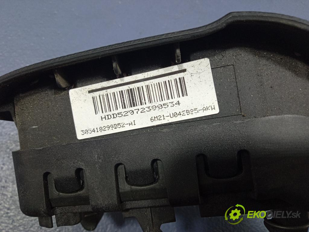 Ford Mondeo 2007 kokpit,pristrojová doska 7S71A04310AJW
