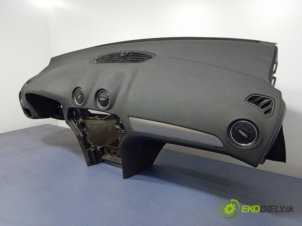 Ford Mondeo 2007 kokpit,pristrojová doska 7S71A04310AJW