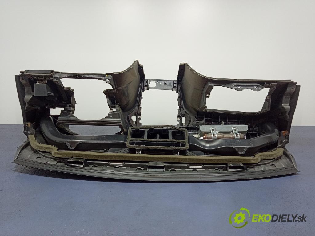 Ford Mondeo 2007 kokpit,pristrojová doska 7S71A04310AJW