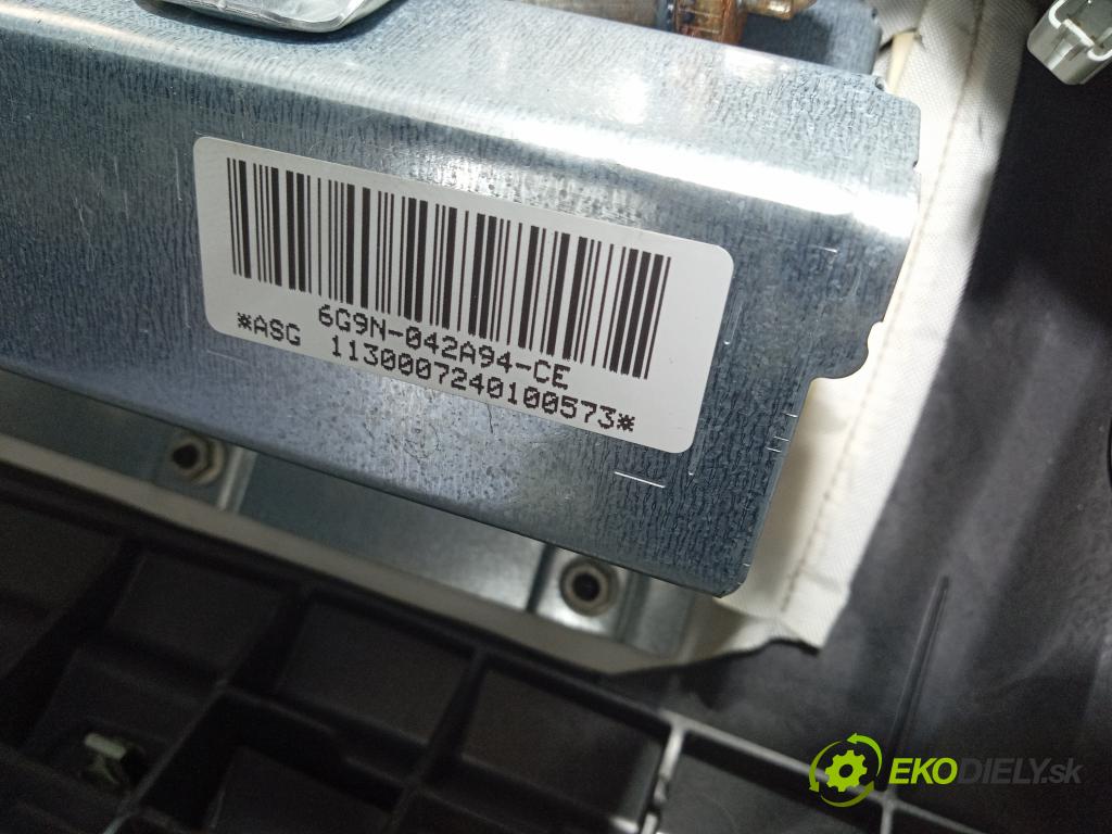 Ford Mondeo 2007 kokpit,pristrojová doska 7S71A04310AJW