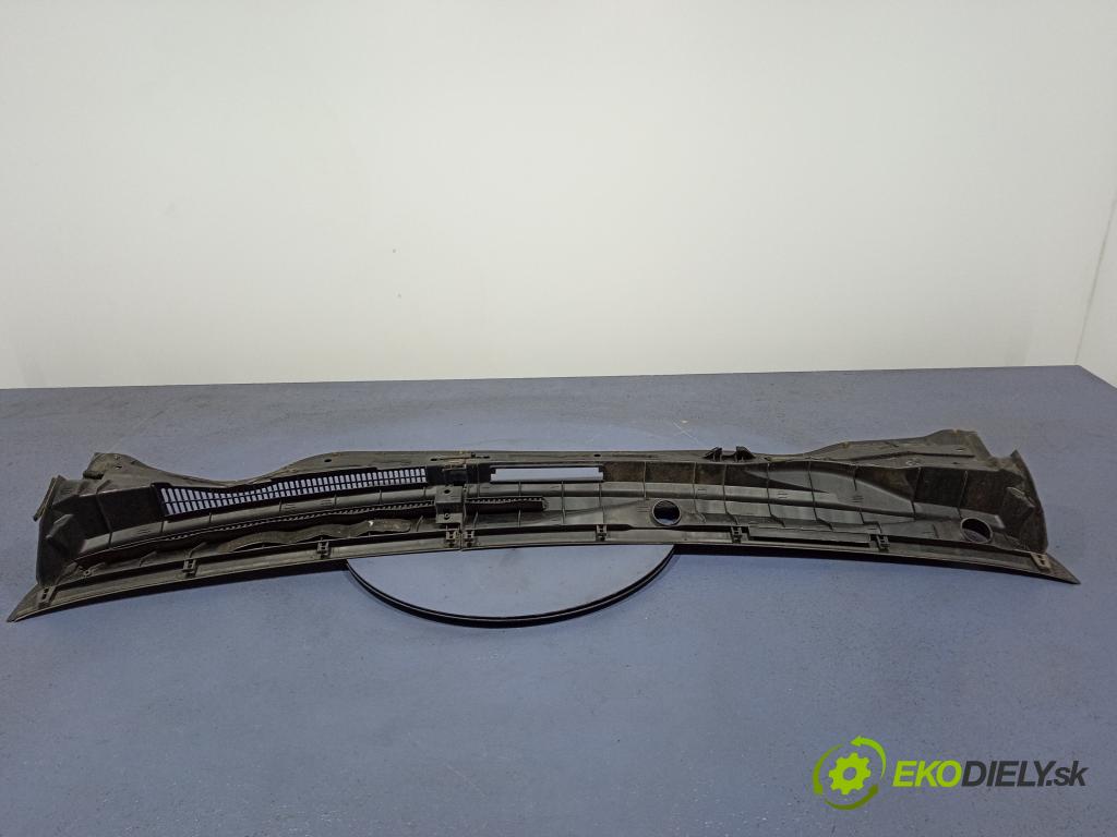 Toyota Corolla verso 2004 torpédo 55782-0F010