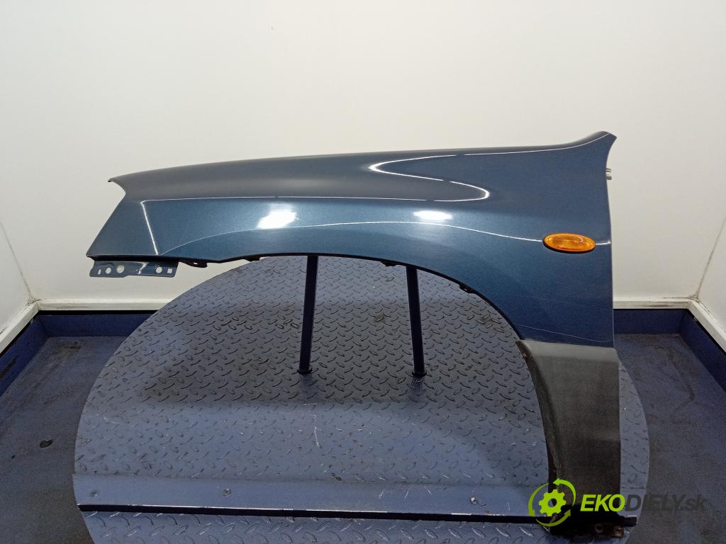 Mazda Tribute 2001 blatnik před Levý: 01