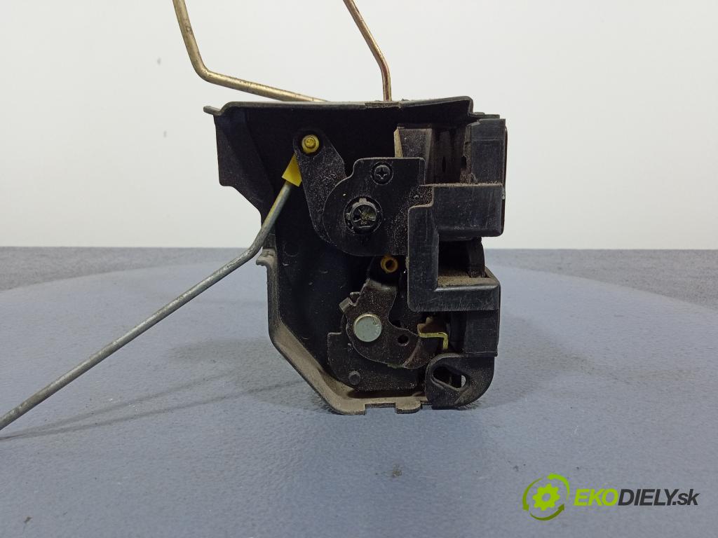 Hyundai Getz 2004 zámek dveře před v pravo: 01