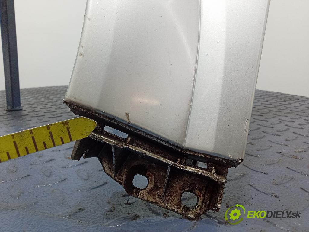 Audi A2 2000 blatnik před Levý: 01