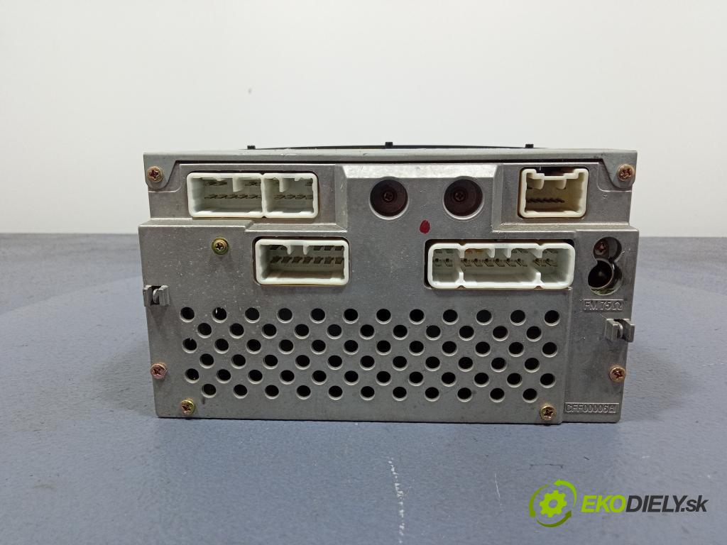 Toyota Corolla 2003 Radio I Navigace: 86120-02260