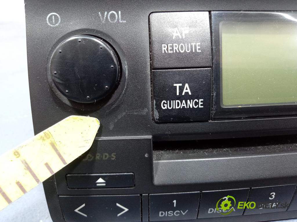 Toyota Corolla 2003 Radio I Navigace: 86120-02260