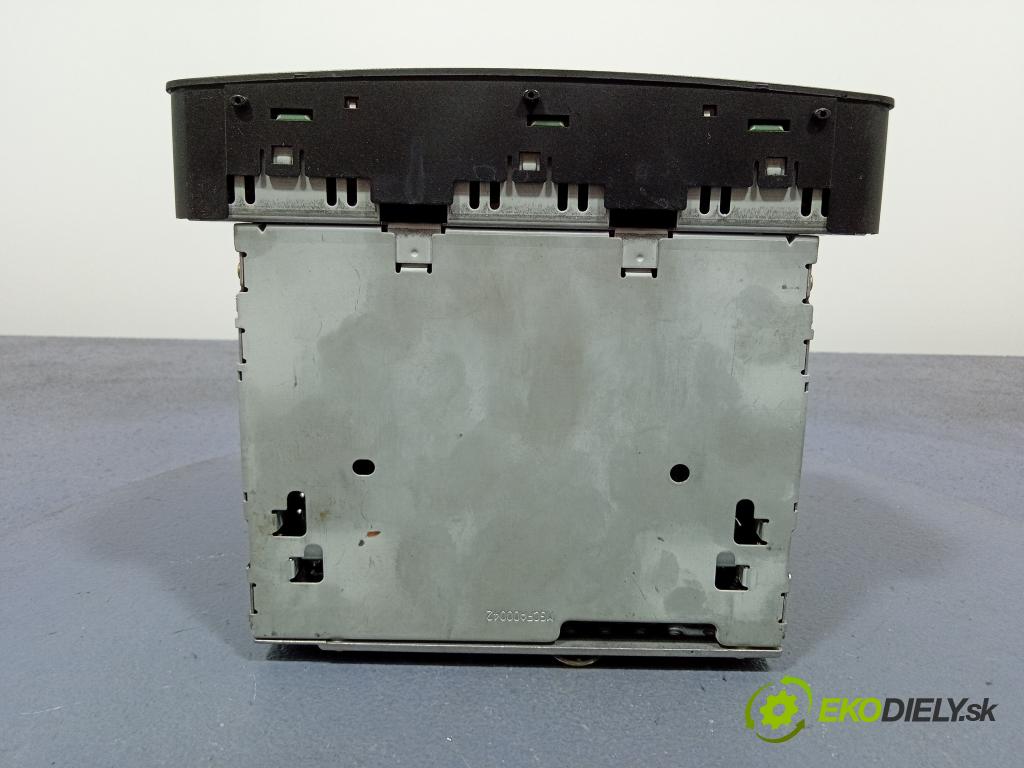 Toyota Corolla 2003 Radio I Navigace: 86120-02260