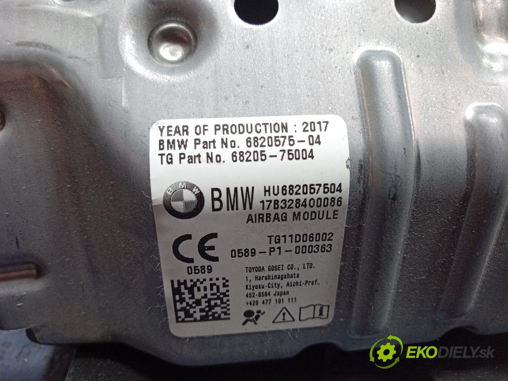 Bmw Seria 5 2017 kokpit,pristrojová doska 6832913