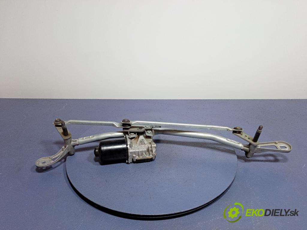 Bmw Seria 5 2017 mechanizmus motor: Stierače: Predné 01