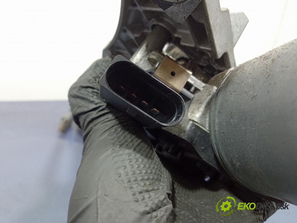 Volvo S40/V40 2011 mechanizmus motor: Stierače: Predné 31253518