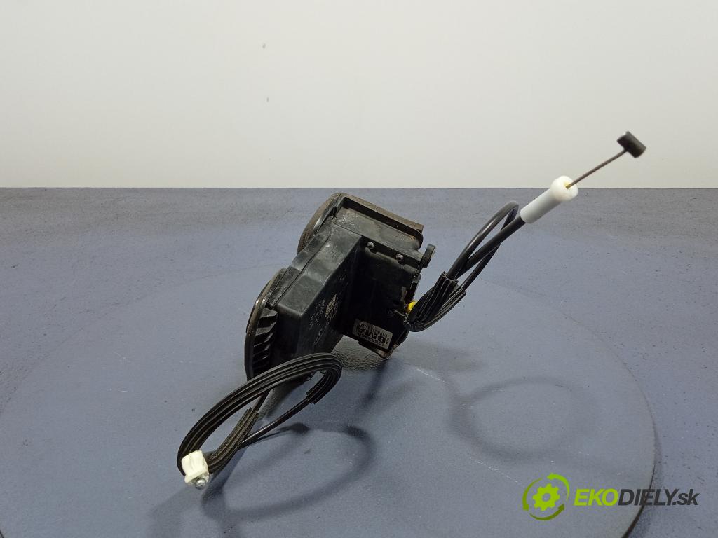 Opel Astra sports t 2021 zámek dveře před Levý: 13533588