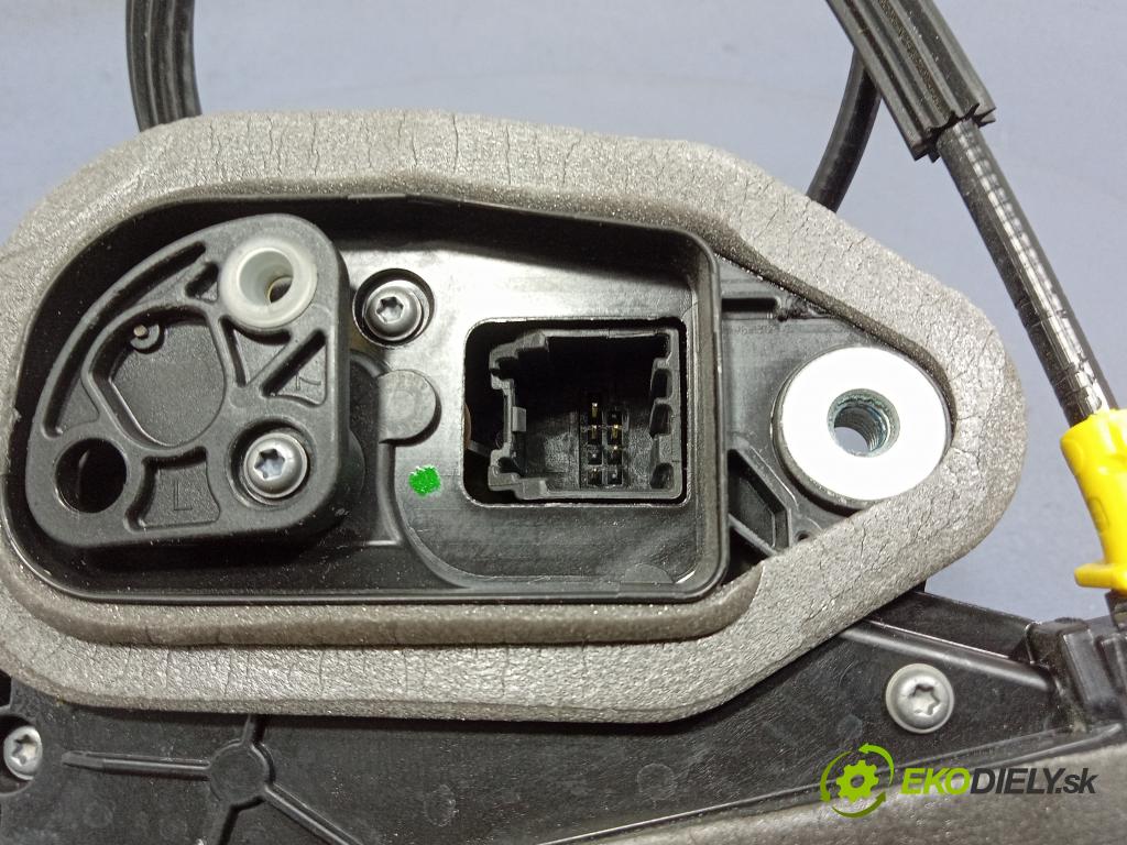 Opel Astra sports t 2021 zámek dveře před Levý: 13533588