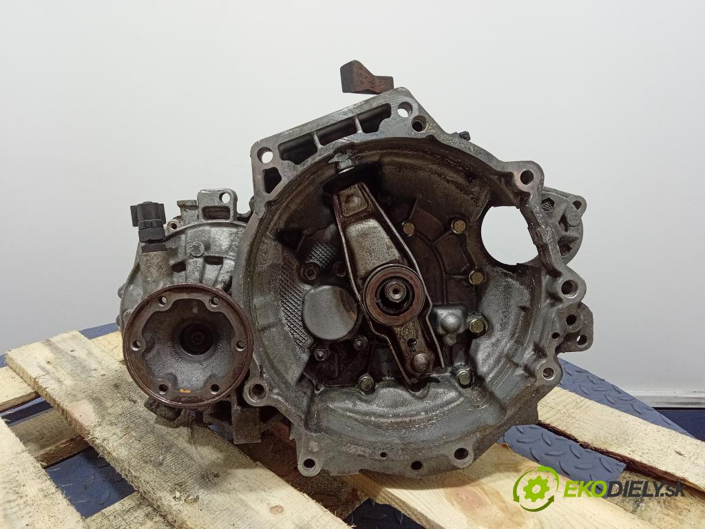 Skoda Octavia 1998 prevodovka Manualna 01