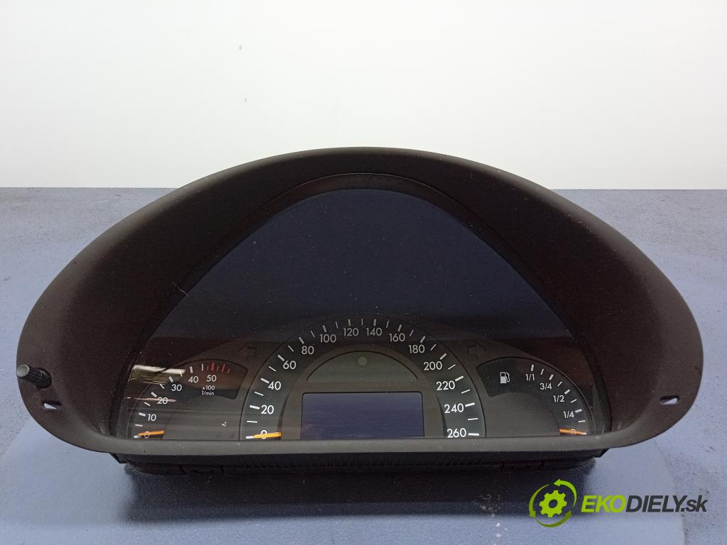 Mercedes C-klasa 2002 prístrojovka/ budíky A2035403911