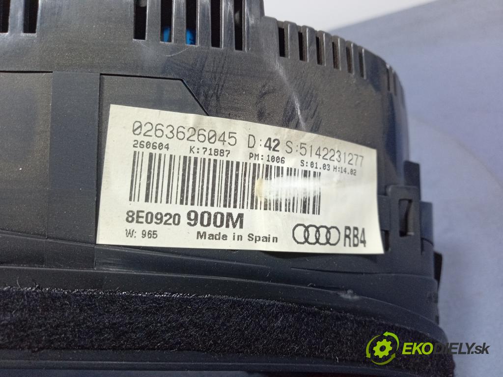 Audi A4 2004 prístrojovka/ budíky 8E0920900M