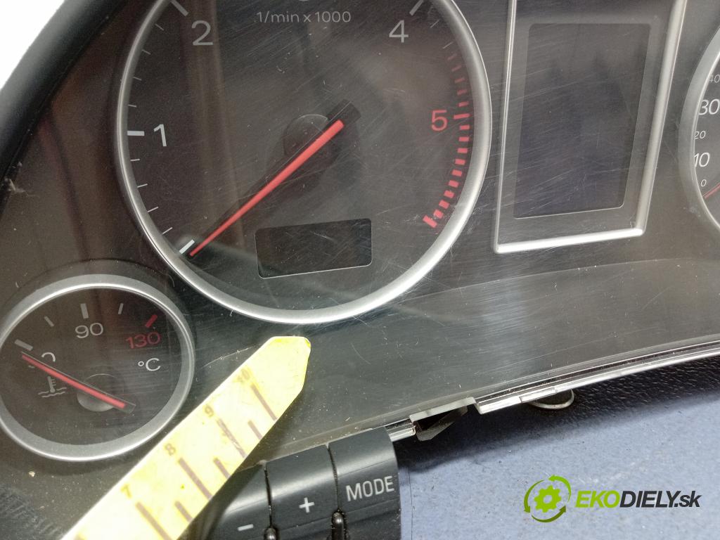 Audi A4 2004 prístrojovka/ budíky 8E0920900M