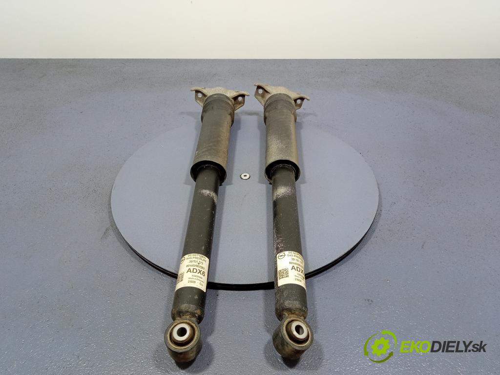 Opel Astra 2021 tlmič zad Vľavo.: 39131173