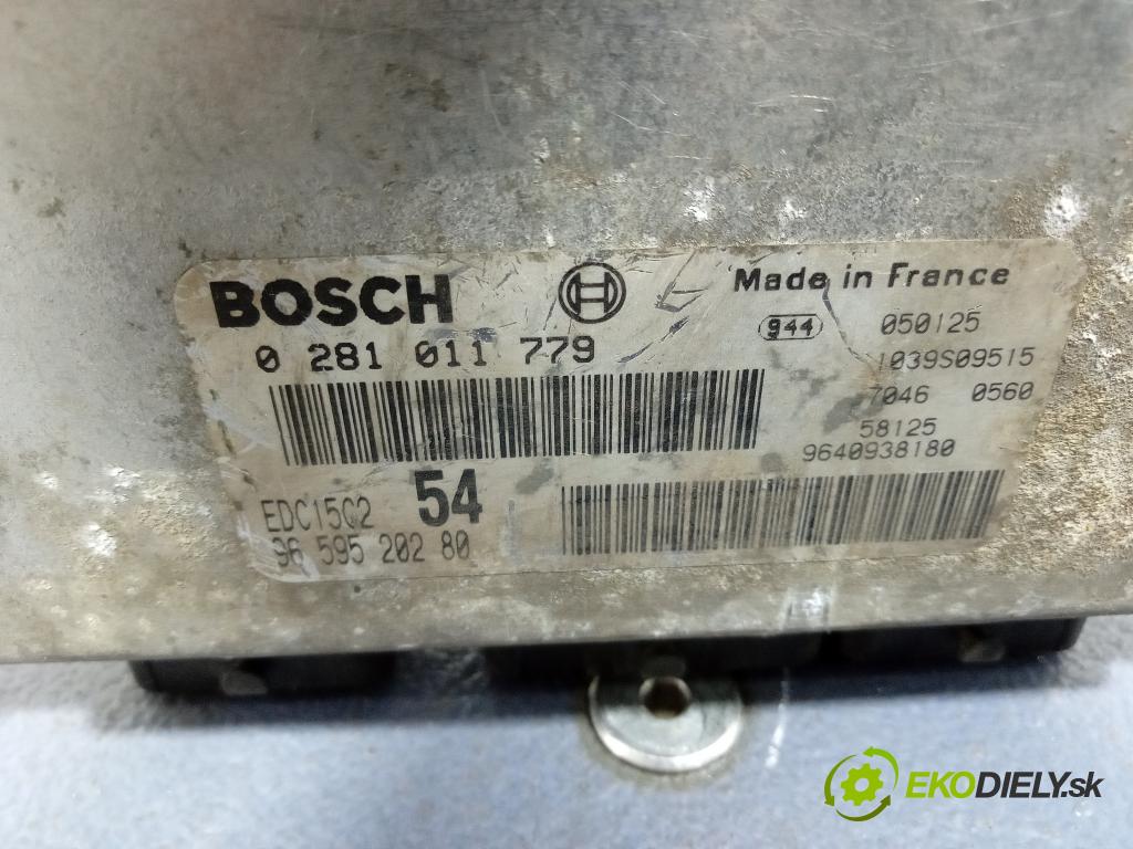 Peugeot 807 2005 riadiaca jednotka Motor: 0281011779