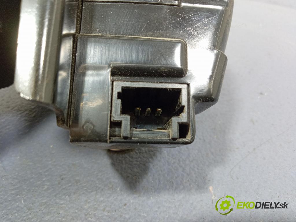 Citroen C4 picasso 2007 zámek Klapky: kufr 9660403680