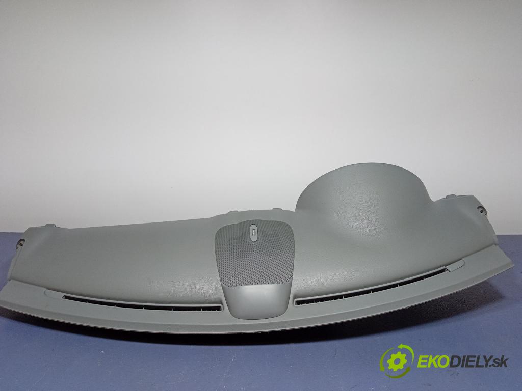 Mercedes CLK-Klasa 2005 kokpit,pristrojová doska A2096800287