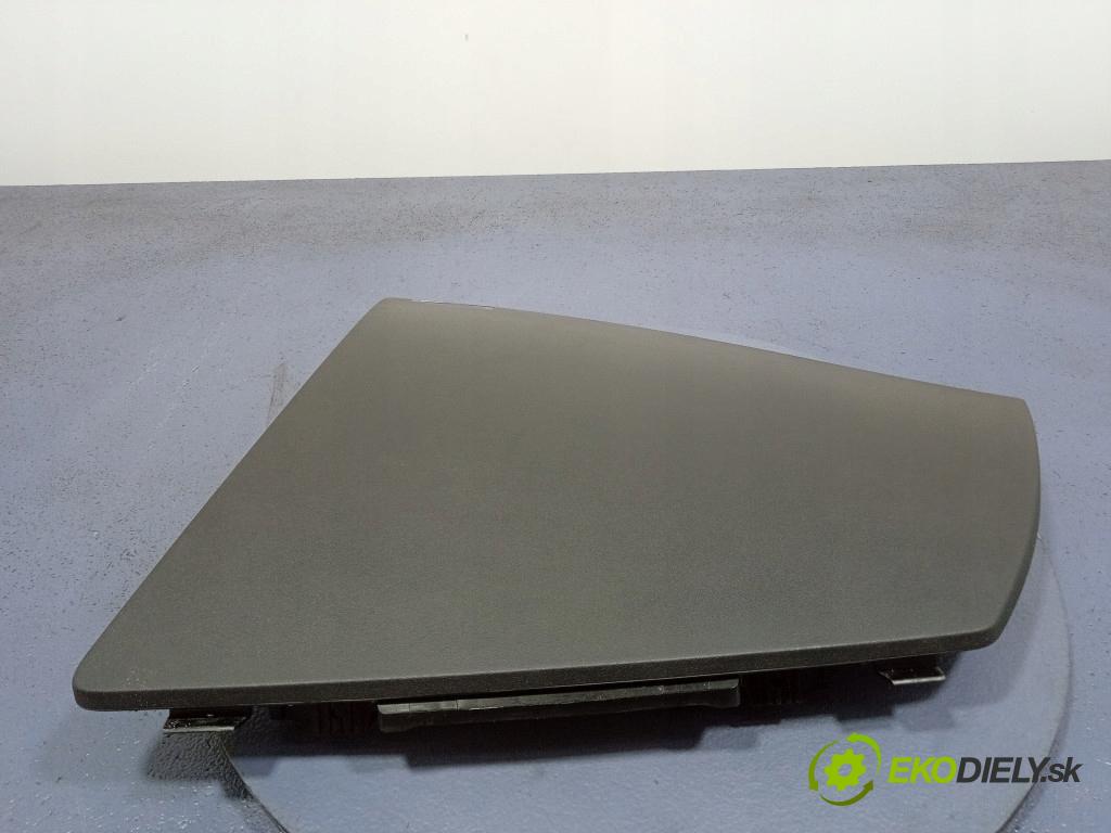 Citroen C4 picasso 2007 kastlík 01