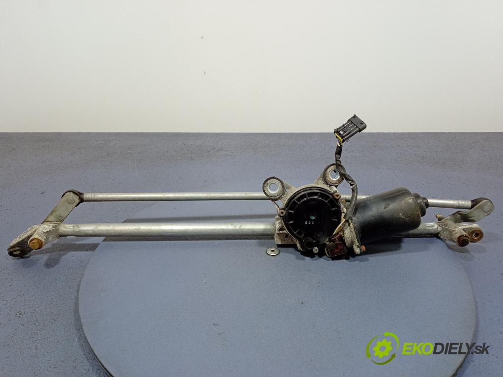Saab 9-3 2007 mechanizmus motor: Stierače: Predné 01