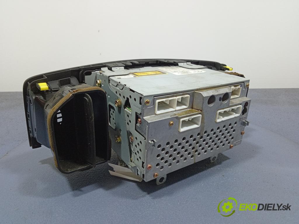 Toyota Corolla 2003 Radio I Navigace: 86120-02260