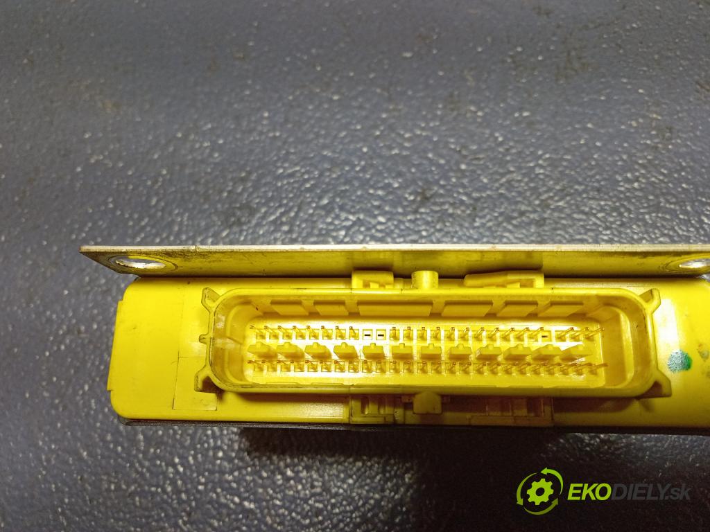 Vw Passat 2006 kokpit,pristrojová doska 3C1857003R