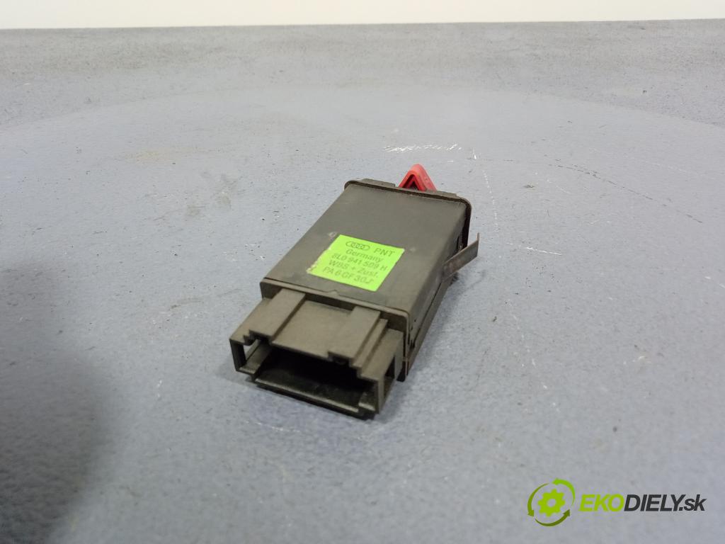 Audi A3 2000 prepínač svetiel NÚDZA: 8L0941509H