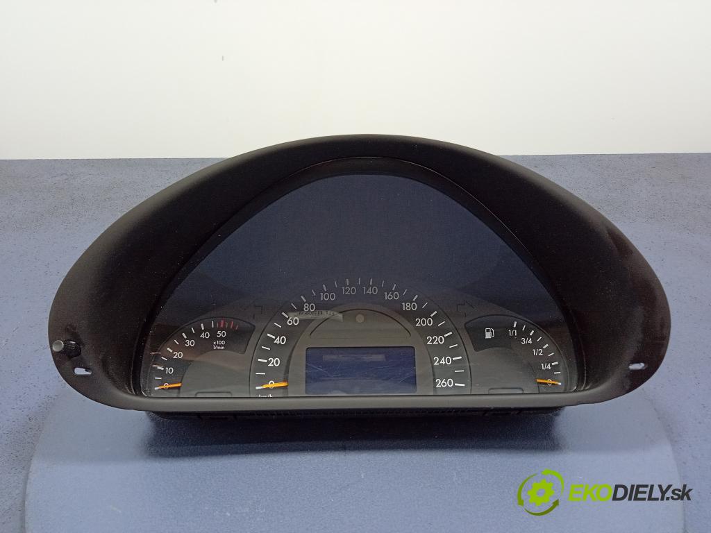 Mercedes C-klasa 2003 prístrojovka/ budíky A2035401347