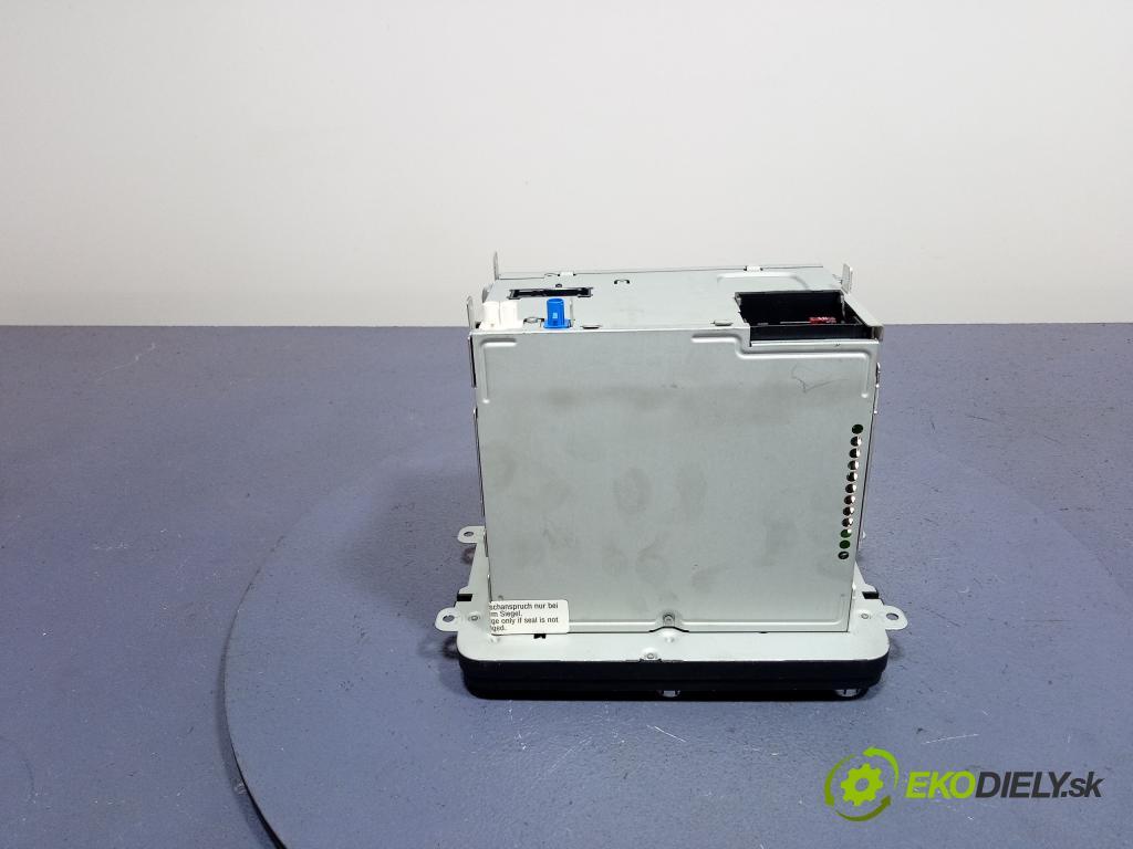 Vw Passat 2013 Radio I Navigácia: 3C8035279A