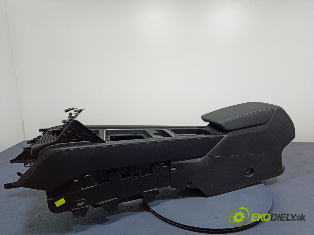 Seat Leon sp 2023 tunel Stredný: 5FA864207C