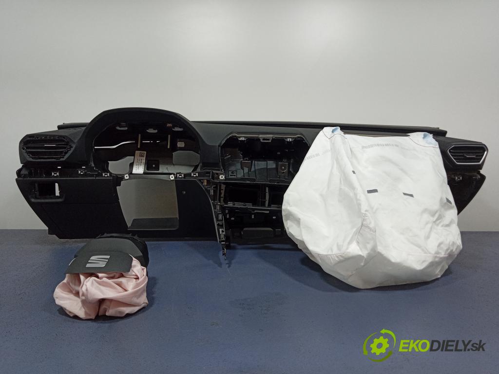 Seat Leon sp 2023 kokpit,pristrojová doska 5FB857003Q